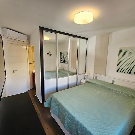 아파트 Cristimar H23 Big Pool, 3 Bedroom And 3 Baths 로스크리스티아노스